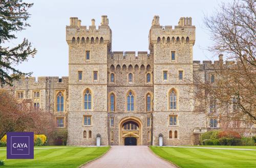 CAYA Living 2BR Apartment in Central Windsor Berkshire - Legoland - Windsor - Royal Ascot - Heathrow Sleeps 6 - Private Gated Parking, Windsor (photo 6)