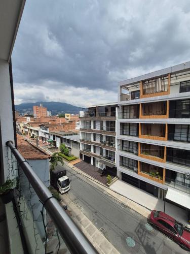 Apartamento Luareles-San joaquin-Balcon, Medellín (foto 4)
