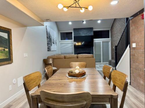 Family Friendly Condo - Park City (Sleeps 8+) detail