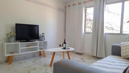 Three-Bedroom Apartment room in Central Park