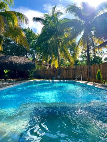 Fm Luxury villa Arquitectura tipo Bali Mini Playa y piscina privada