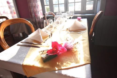 Ресторан, Auberge Normande in Вальфрамбер