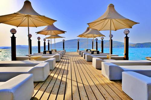 Strand, Oscar Seaside & Spa Hotel by Club Aquarium in Guvercinlik