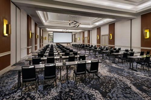 Richmond Marriott Short Pump - image 10