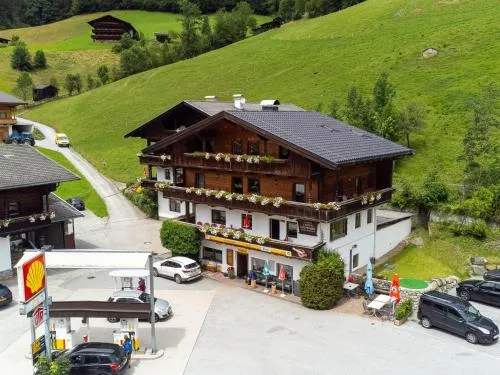 Zellner Top 7 und 8 in Alpbach, Österreich