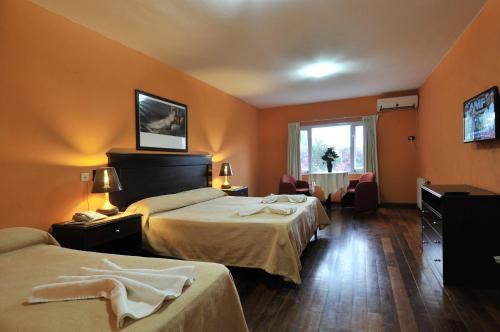 Triple Room image 2