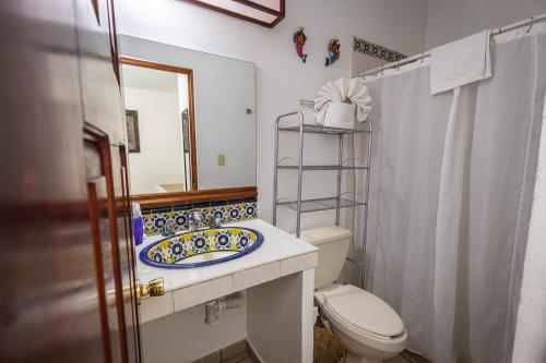 Studio Apartment image 2