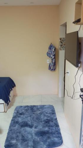 1 double bed, 2 twin beds