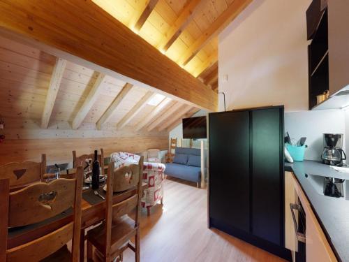 Oprema, Apartment on ski slopes of Prarion in Nendaz