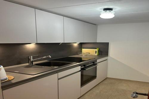 virtuve, Modern apartment near ski area in Veysonnaz