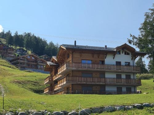 Apartment in Valais with Ski Slope Access, Veysonnaz (photo 9)