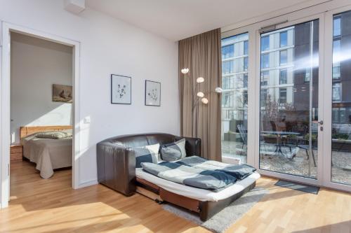 Modern Apartment in the Luxury Complex Marthashof, Berlin (photo 2)