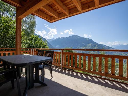 Балкон/терраса, Chalet in Veysonnaz with balcony in Нанда