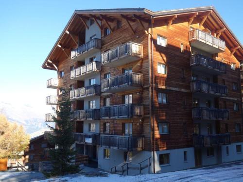 Exterior view, Amazing apartment with valley view in Nendaz