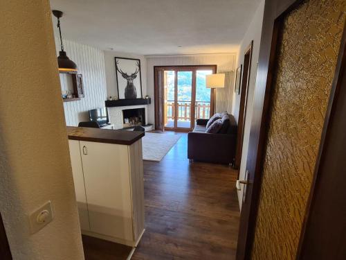Flat in Veysonnaz near Ski Lift & Valley Views, Veysonnaz (foto 11)