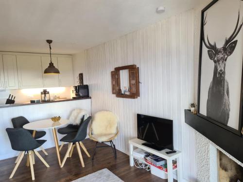 Flat in Veysonnaz near Ski Lift & Valley Views, Veysonnaz (foto 4)