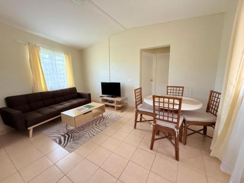 Hill Top Cottage in Saint Martin