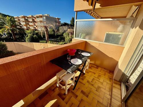 Studio avec terrasse - Accès plage - FR-1-816-22 (Studio avec terrasse - Acces plage - FR-1-816-22) in บองเมอ เลส โมซาส