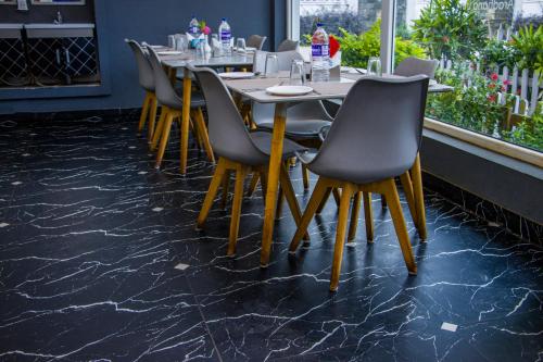 Restaurant, HOTEL ARADHANA INN in Yercaud