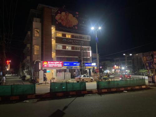 ทัศนียภาพภายนอกโรงแรม, Shri sai palace inn in กาดูร์