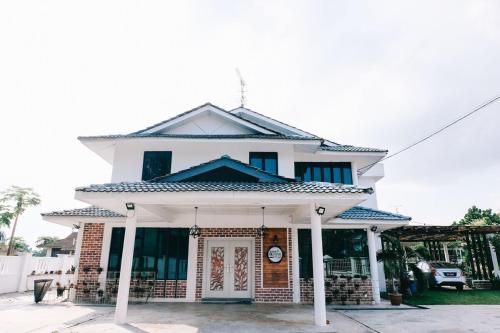 Kempas - 21 Pax Villa, Near Paradigm Mall JB, Johor Bahru