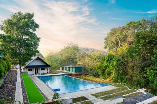 Buitenkant, Jungle View Resort in Thavinhal