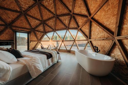 Ágy, El Molí Glamping Escapada Romántica (El Moli Glamping Escapada Romantica) in Adzaneta