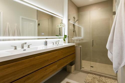 Laguna Retreat 30 Day Minimum home