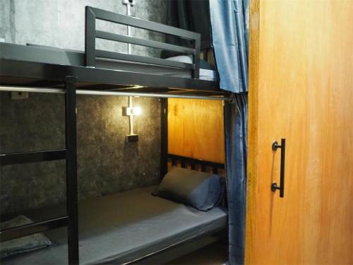 Bed Space Hostel Khaosan, Бангкок (фото 7)