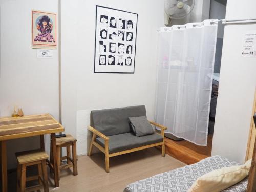 Bed Space Hostel Khaosan, Бангкок (фото 10)