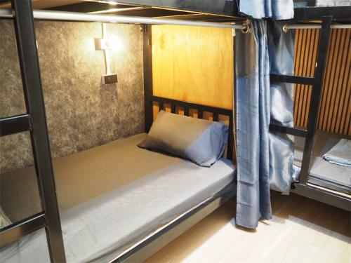 Bed Space Hostel Khaosan, Бангкок (фото 8)