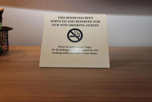 Super 8 by Wyndham Perryville