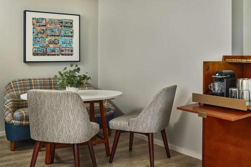 21c Museum Hotel Nashville - image 6