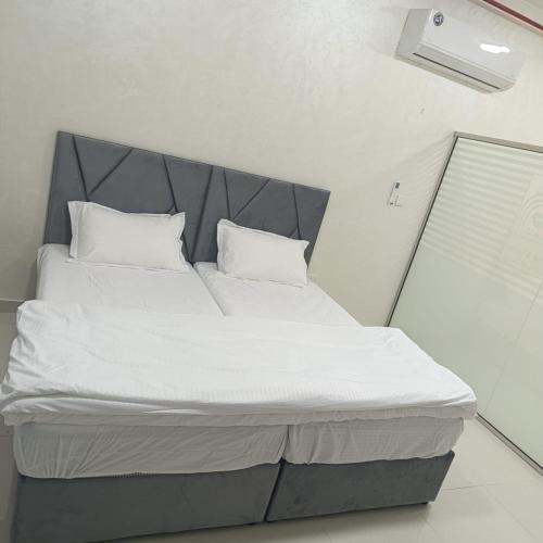 Studio 1 Bedroom 2 twin beds near Jabal Hafeet Mountain