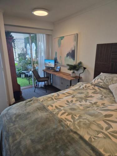 Apartment with View image 3