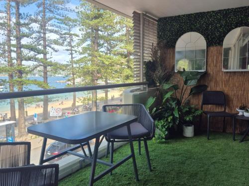 Apartment with View image 9