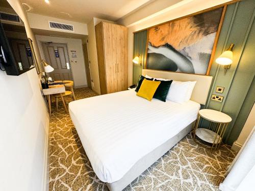 The Hermitage Hotel - OCEANA COLLECTION - image 3