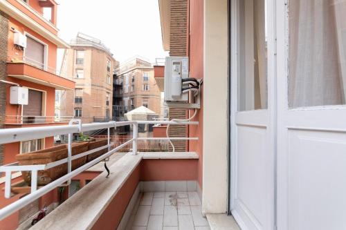10 Min Città del Vaticano-Stadio olimpico Lucia Apartment 1BDR, Rome (photo 6)