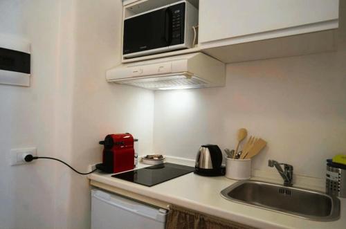 10 Min Città del Vaticano-Stadio olimpico Lucia Apartment 1BDR, Rome (photo 10)