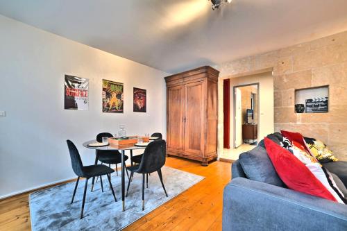 Olympia - Terrasse, Parking gratuit, Thème Cinéma, Coeur de ville, Rez de chaussée, Fibre, Tv 4K, Saintes (zdjęcie 10)