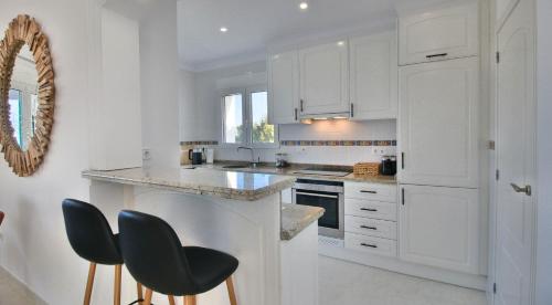 Kitchen, Belem MD by CARLOSFERIEN in Altomira