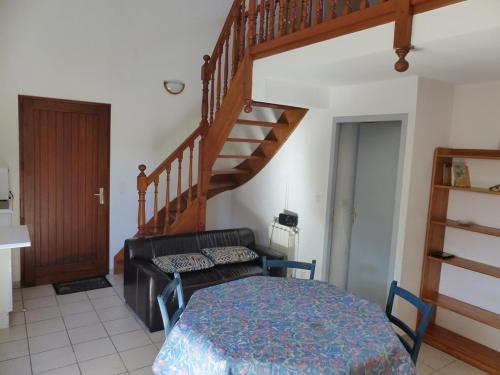 CAPBRETON Résidence LE BOSQUET AUX ECUREUILS Villa avec piscine en copropriété - image 4
