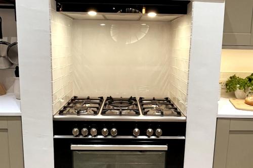 Stunning Town House in City Centre- Free Parking!, Bath (photo 5)