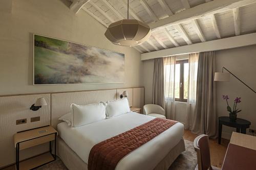 Book the Tabaccaia Classic Tabaccaia Classic