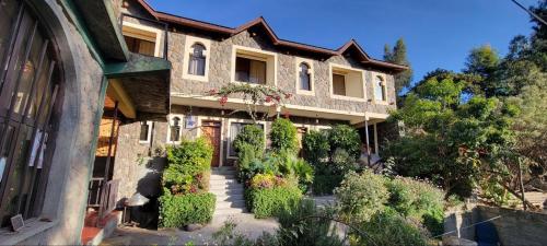 Double Room with Private Bathroom room in Roha Family Gust House