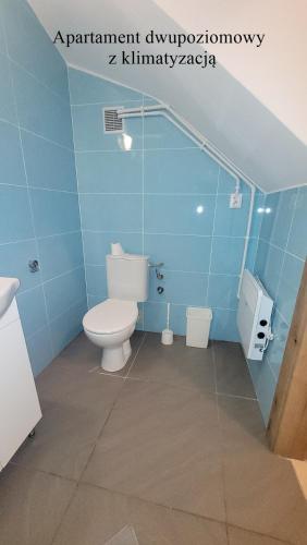 3 twin beds, 1 sofa bed