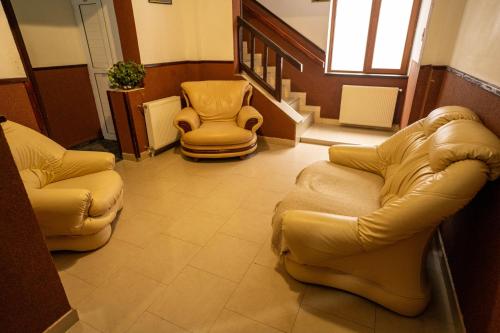 Villa Select - image 13