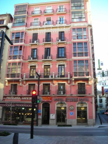 Hostal Sonia - image 7