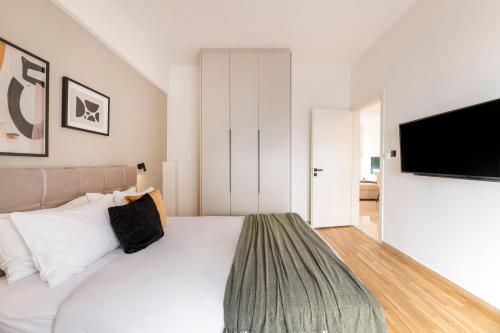 Adorable 2BR Apartment in Neos Kosmos by UPSTREET - image 8