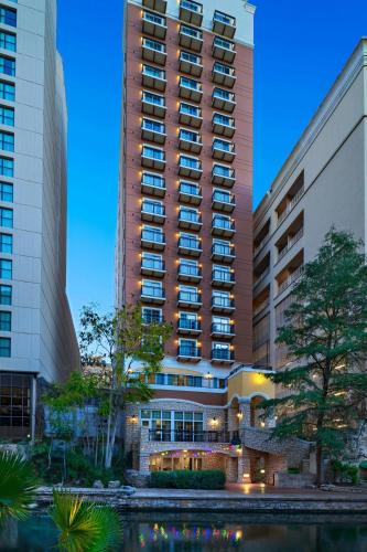 Courtyard Marriott Riverwalk